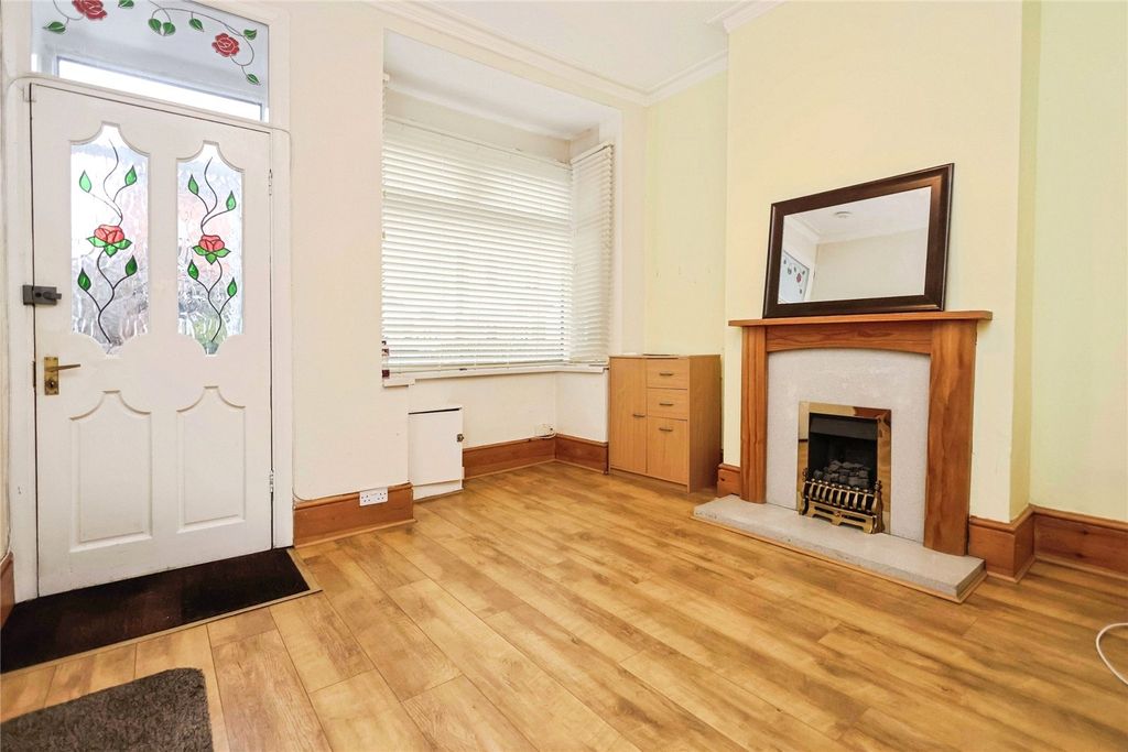 Property photo 2 of 22 Picture No. 45