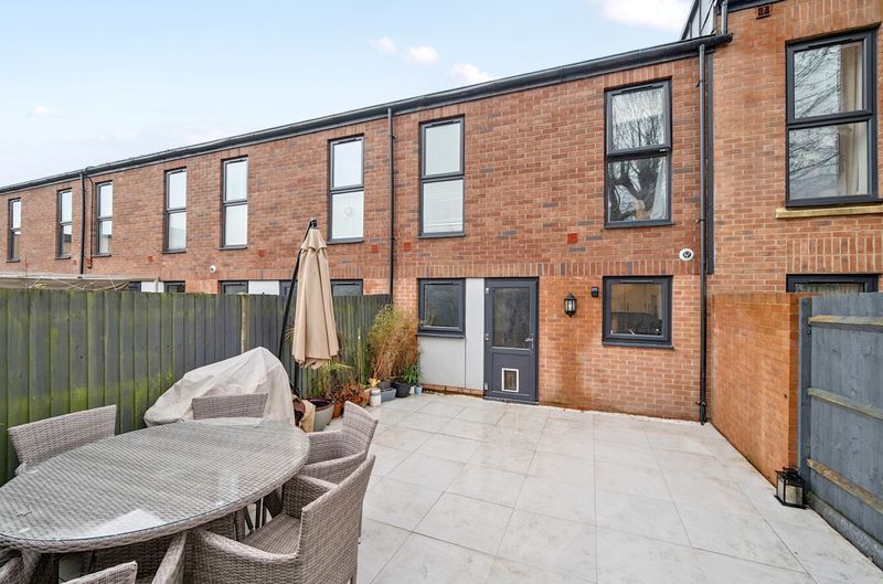 Property photo 2 of 11 Photo 6