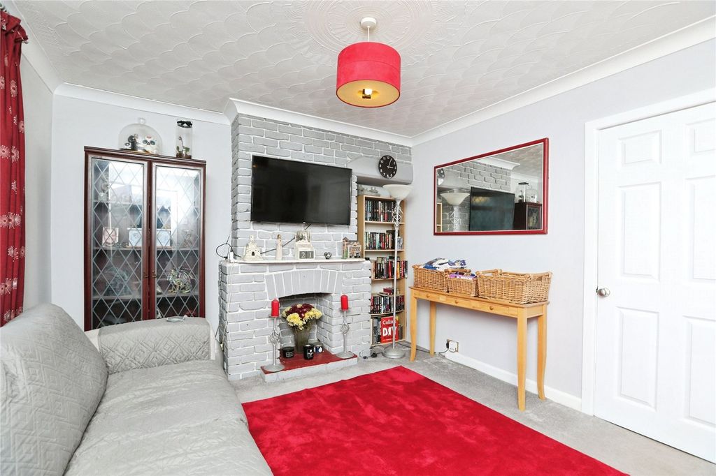 Property photo 2 of 15 Picture No. 13