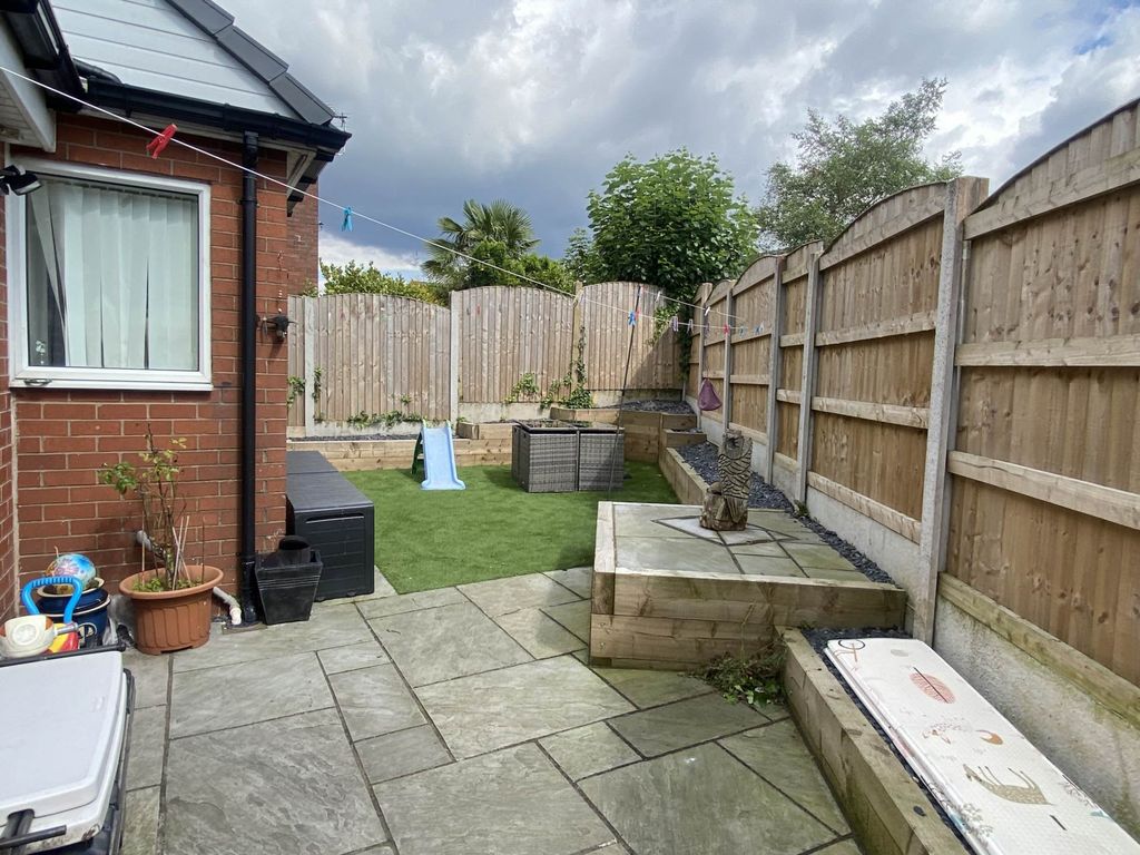Property photo 3 of 19