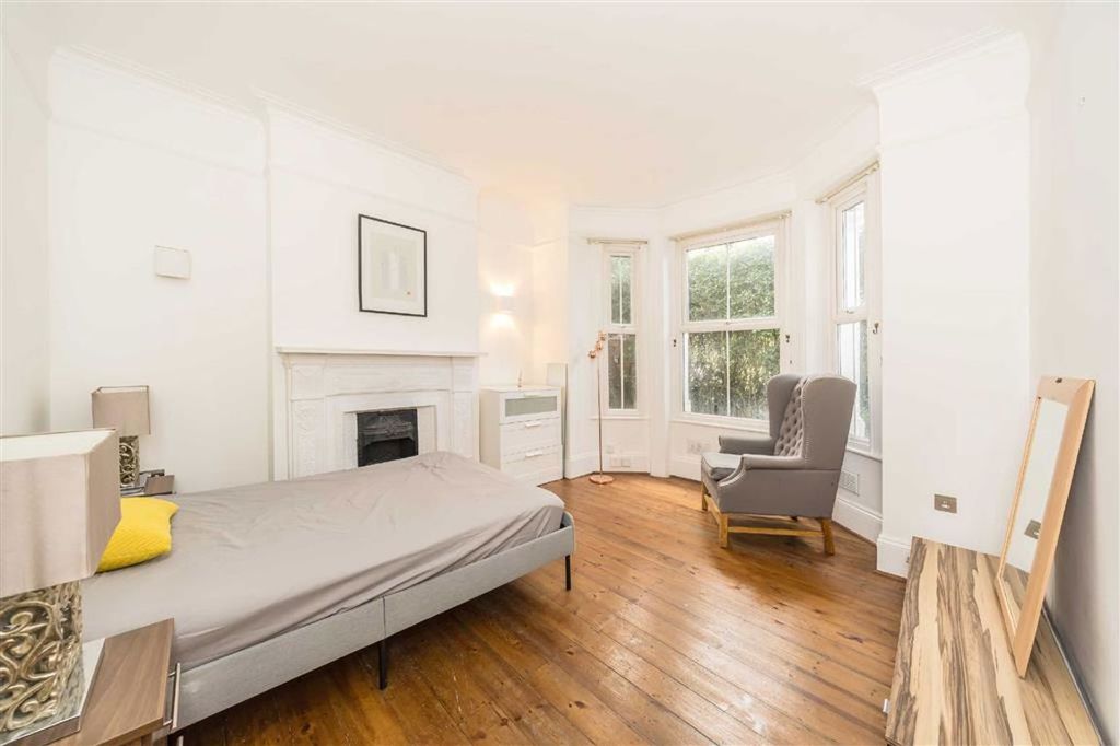Property photo 2 of 5