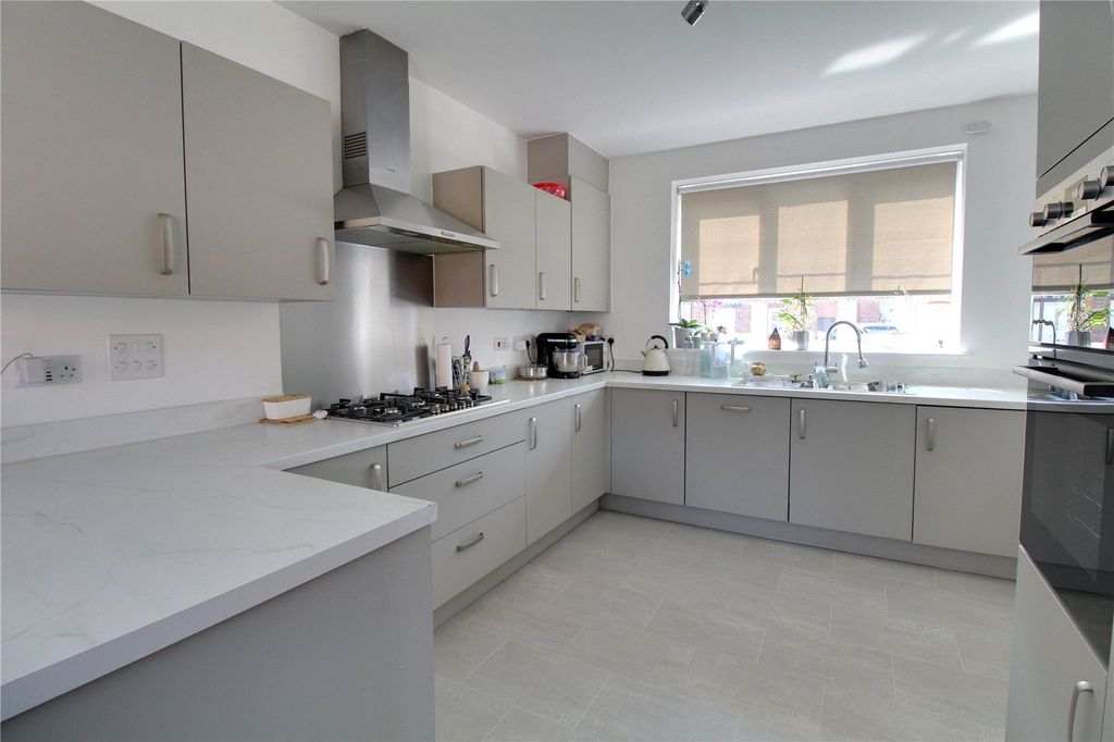 Property photo 2 of 17 Picture No. 06