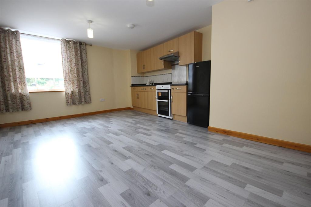 Property photo 2 of 12 Open Plan Living.Jpg