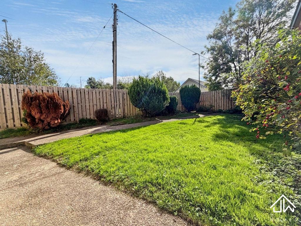 Property photo 3 of 15 Rear Garden 1