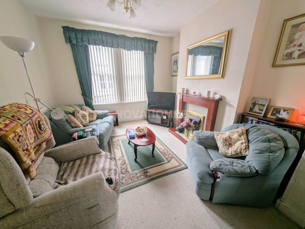 Property photo 3 of 11