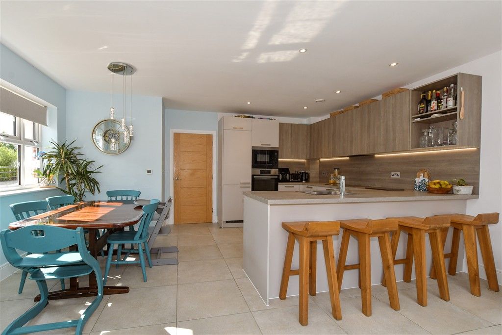 Property photo 3 of 19 Kitchen/Dining Room
