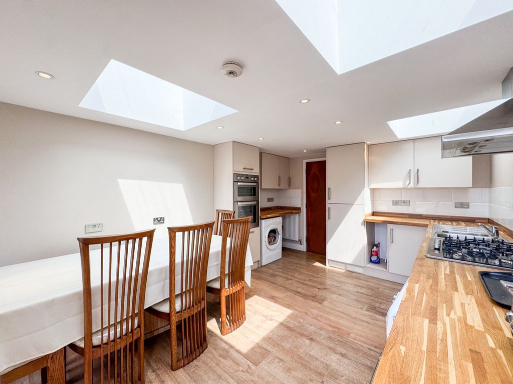 Property photo 3 of 15 Picture No. 04