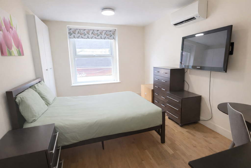 Property photo 3 of 9