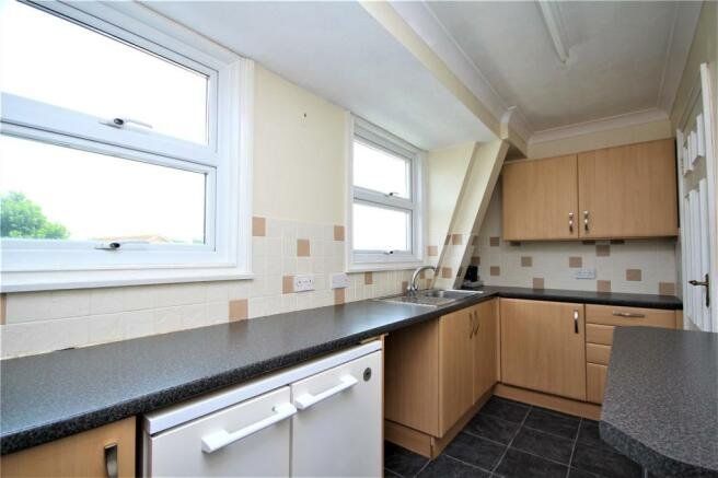 Property photo 3 of 9 Kitchen