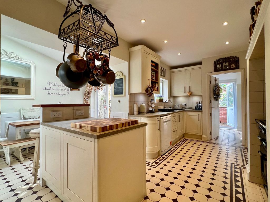 Property photo 2 of 38 Kitchen Dining Room