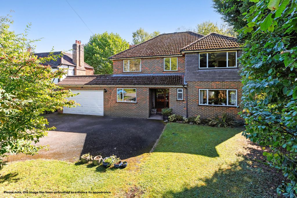 Property photo 1 of 27
