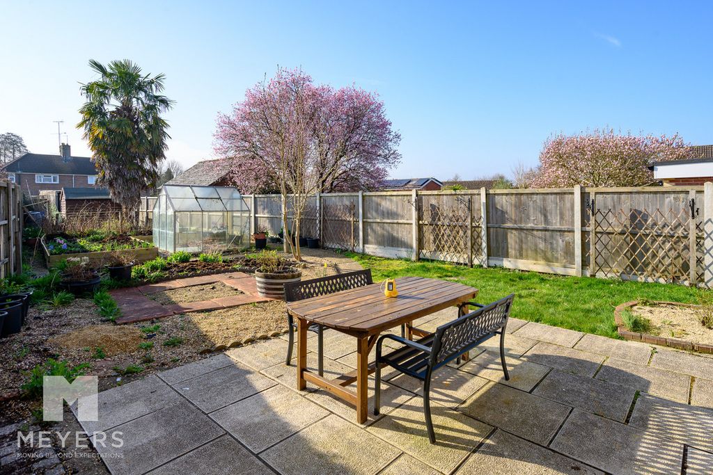 Property photo 2 of 26