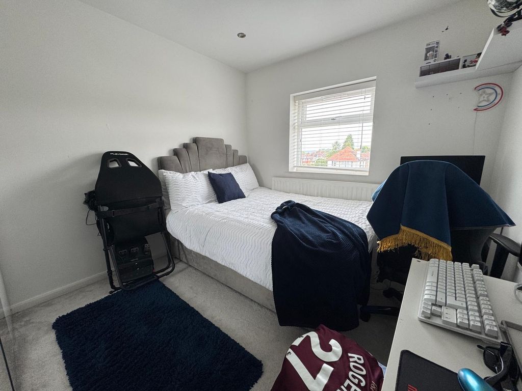 Additional image 17 of 4 bed property to rentOld Birmingham Road, Marlbrook, Bromsgrove B60