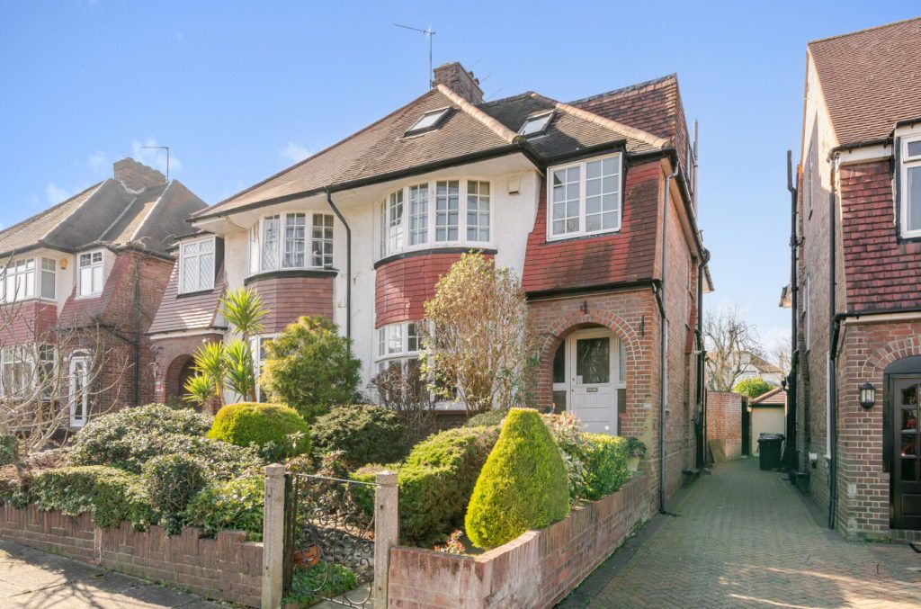 Property photo 1 of 19