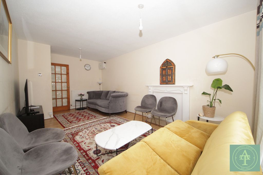 Property photo 2 of 9 Gallery