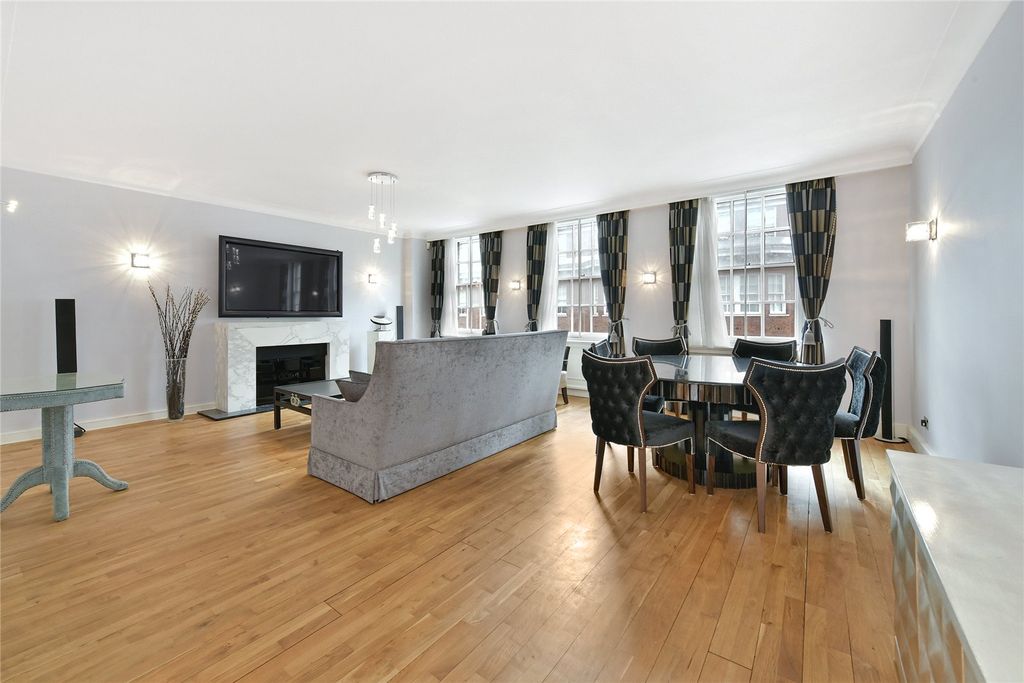 Property photo 2 of 18 Picture No. 07