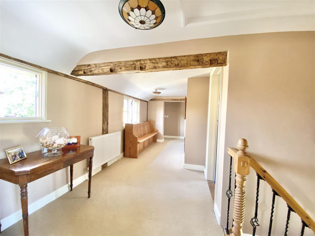 Property photo 3 of 22