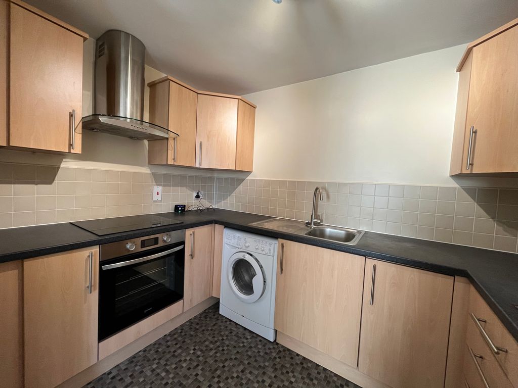 Property photo 2 of 12 Image