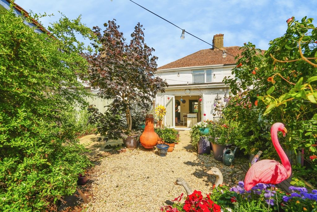 Property photo 2 of 19 Pbox-Img.Jpg