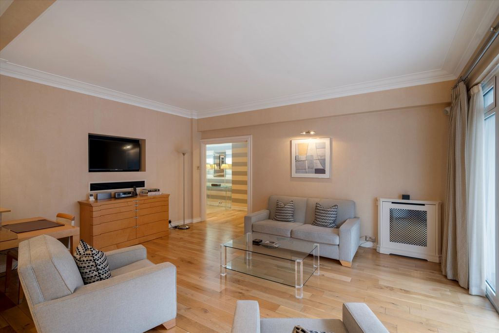 Property photo 3 of 14 Image