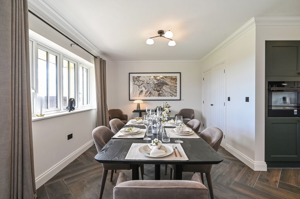 Property photo 2 of 19 Previous Showhome