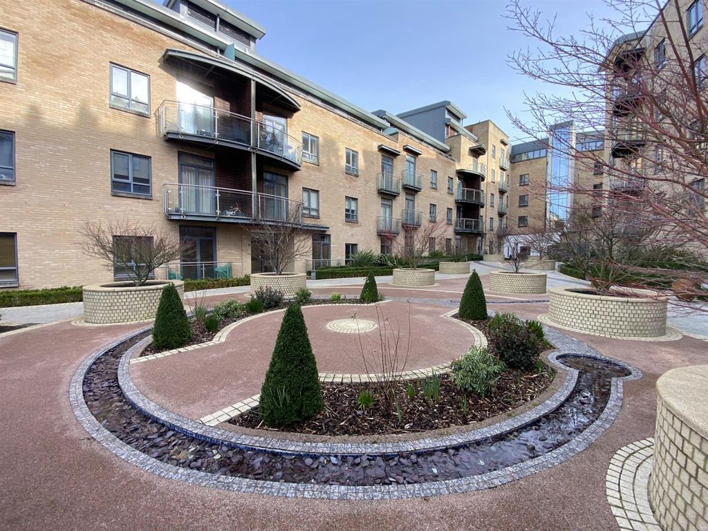 Property photo 1 of 19 Trinity Court Yard