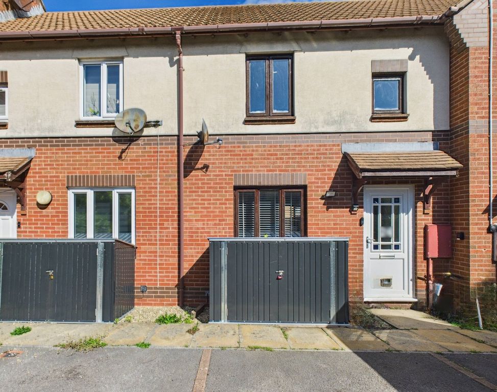 Property photo 1 of 12