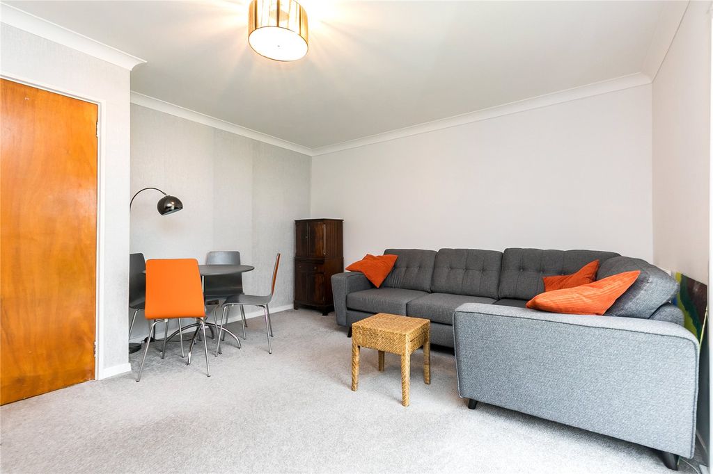 Property photo 2 of 9 Photo 2