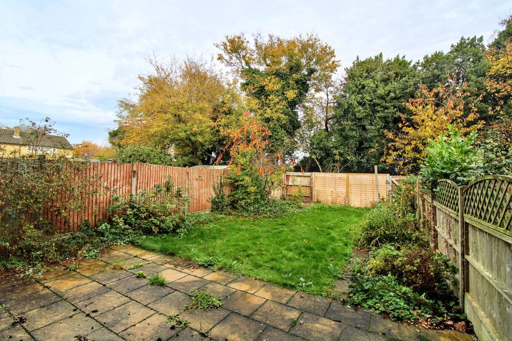 Property photo 3 of 22 Garden