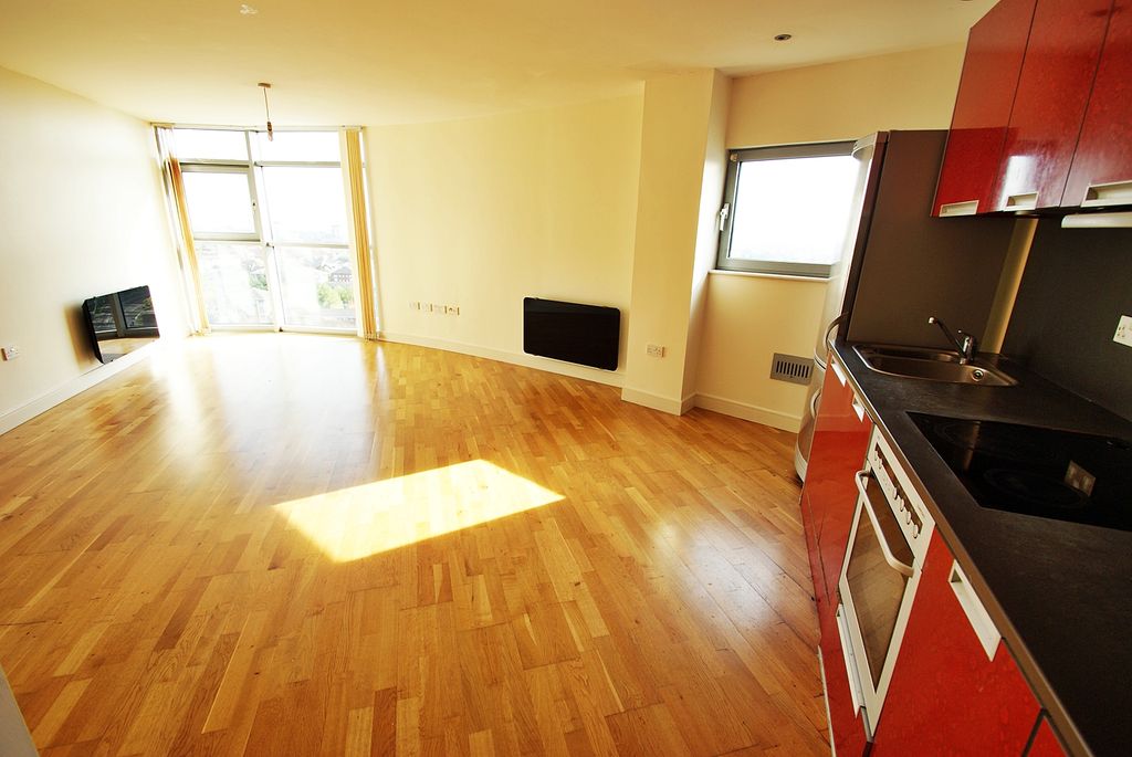 Property photo 2 of 10