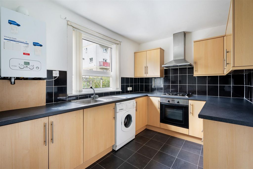 Property photo 2 of 14 9Douglas-07.Jpg