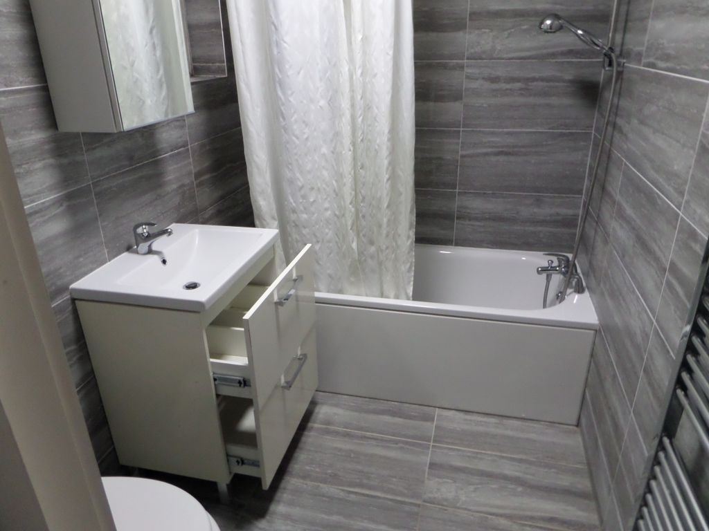 Property photo 2 of 2