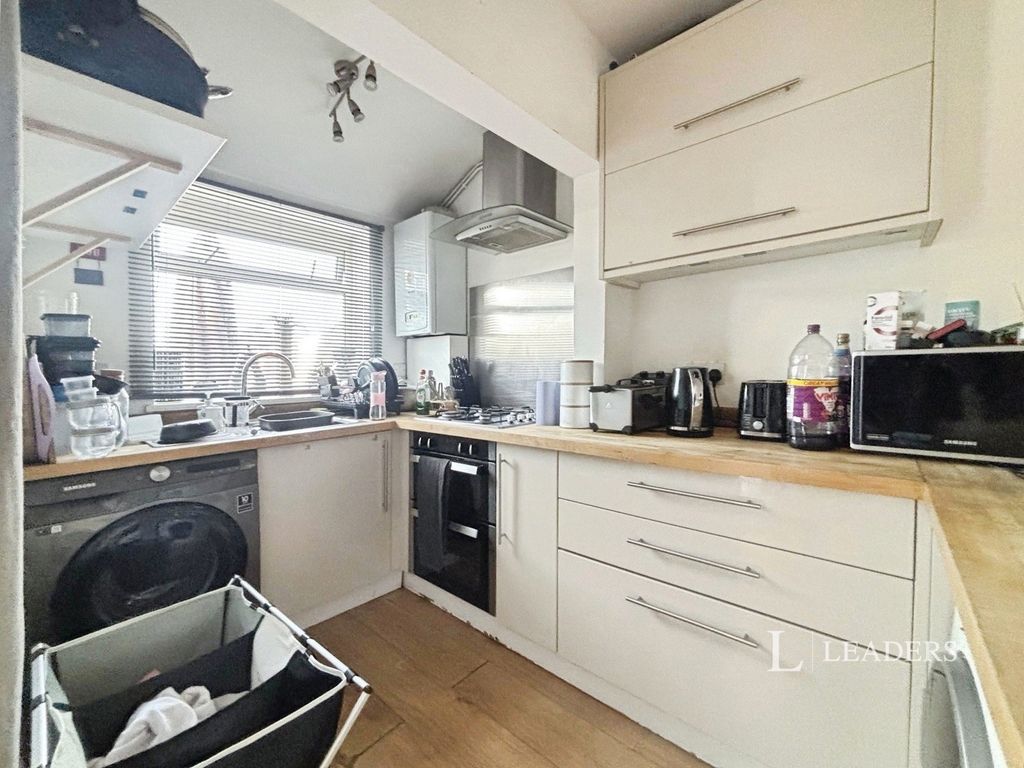 Property photo 2 of 10 Pbox-Img.Jpg