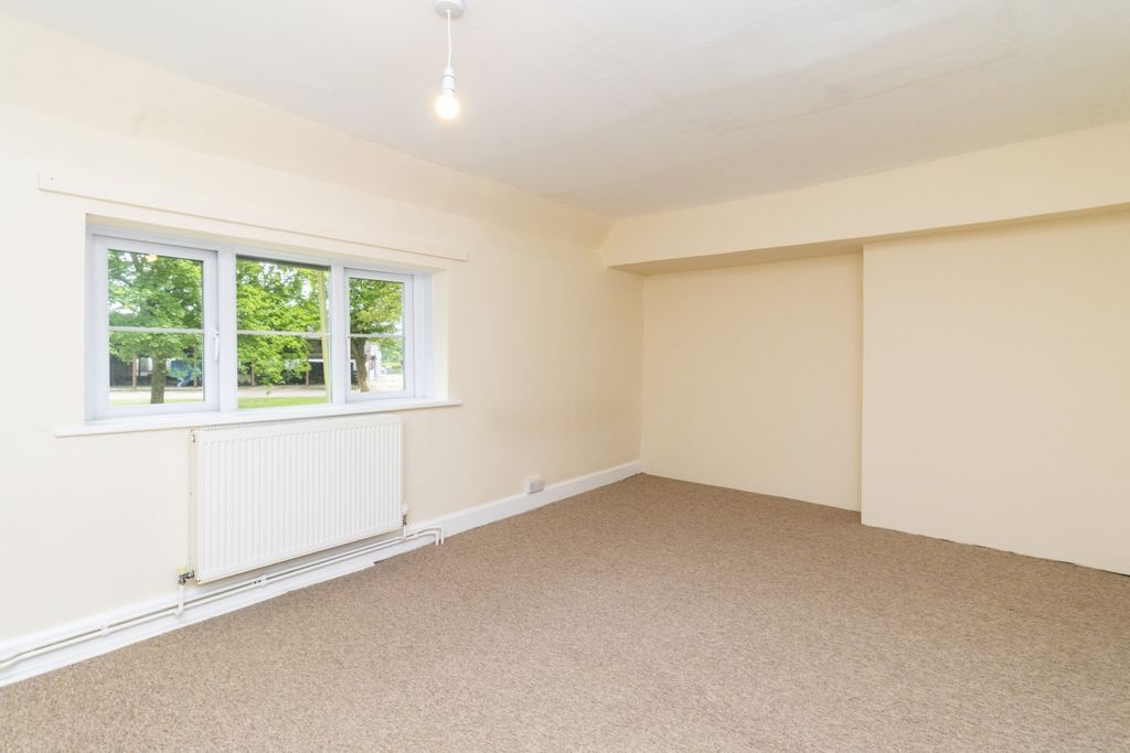 Property photo 3 of 15 Img_7288