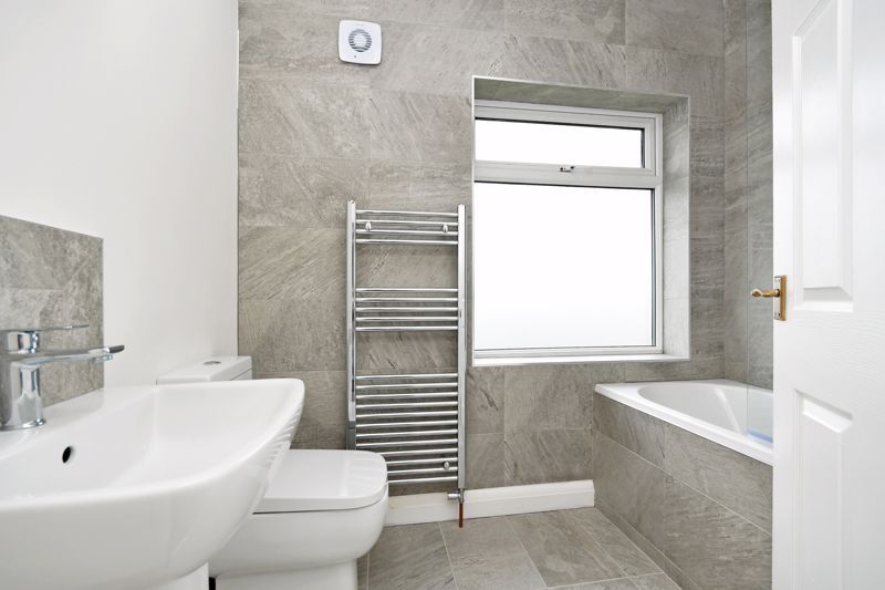 Property photo 3 of 12 Bathroom