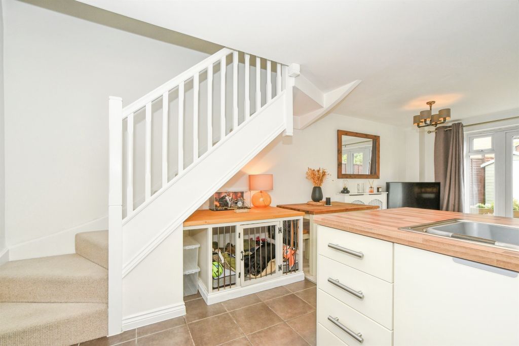 Property photo 2 of 17