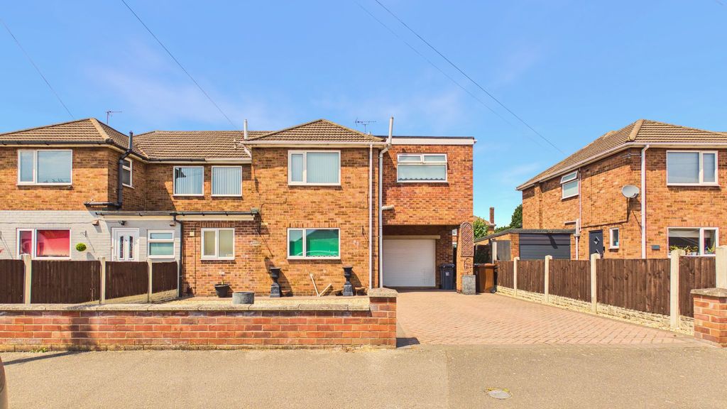 Property photo 1 of 25