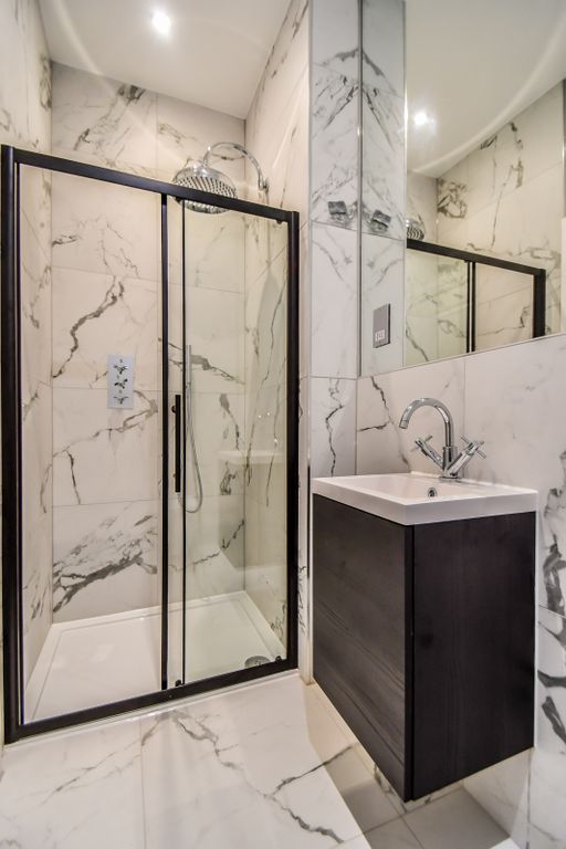 Additional image 7 of 2 bed flat to rentThe Grand Apartments SS9