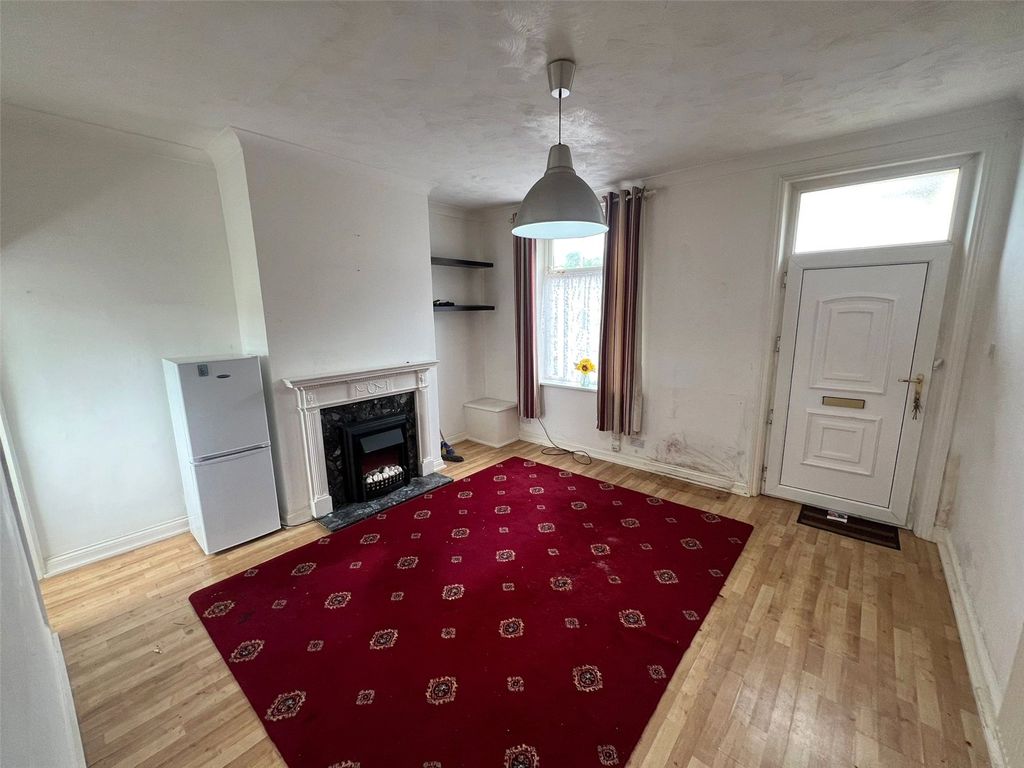 Property photo 2 of 11 Picture No. 06