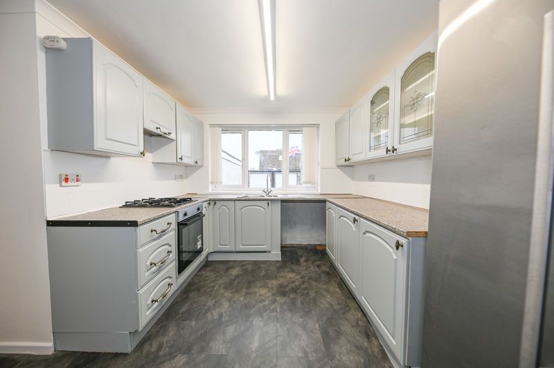 Property photo 2 of 10 Photo 8