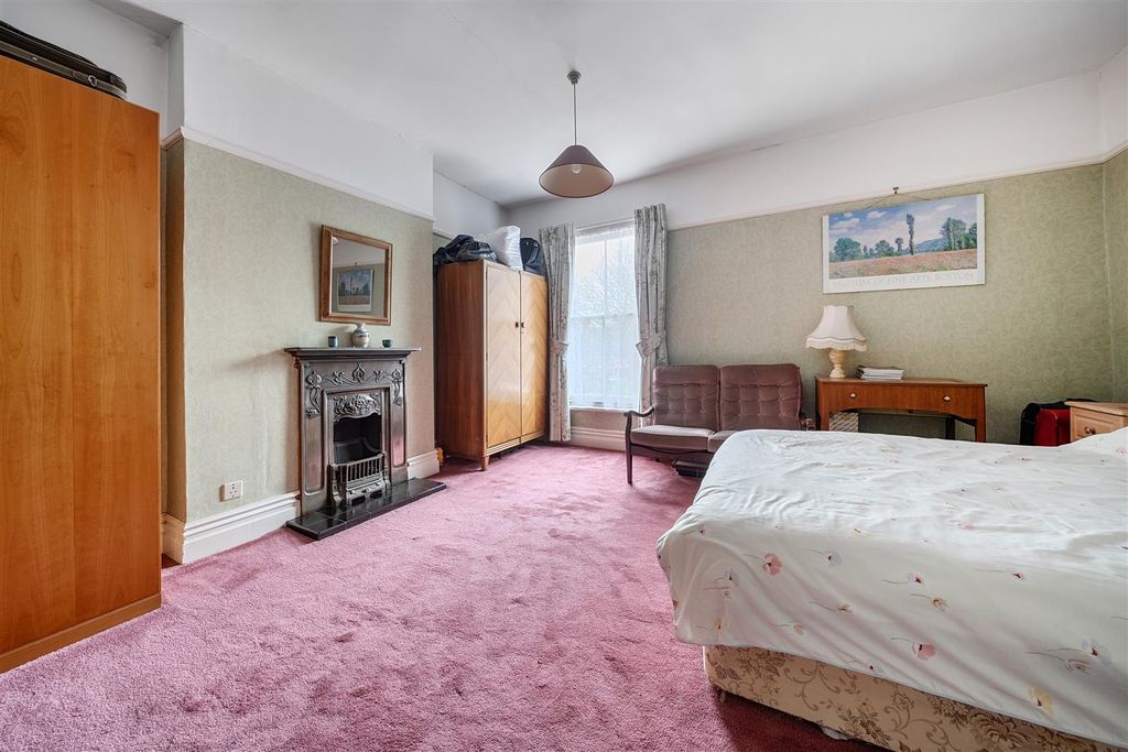 Additional image 13 of 6 bed semi-detached house for saleSt. Augustines Road, Bedford MK40