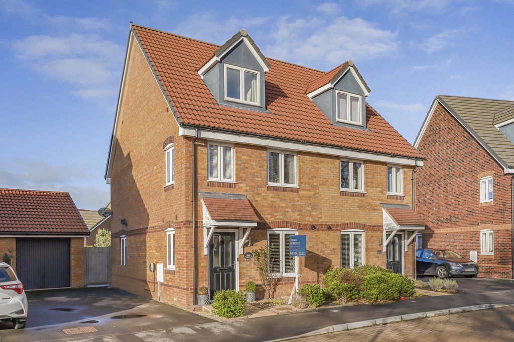 Property photo 1 of 24