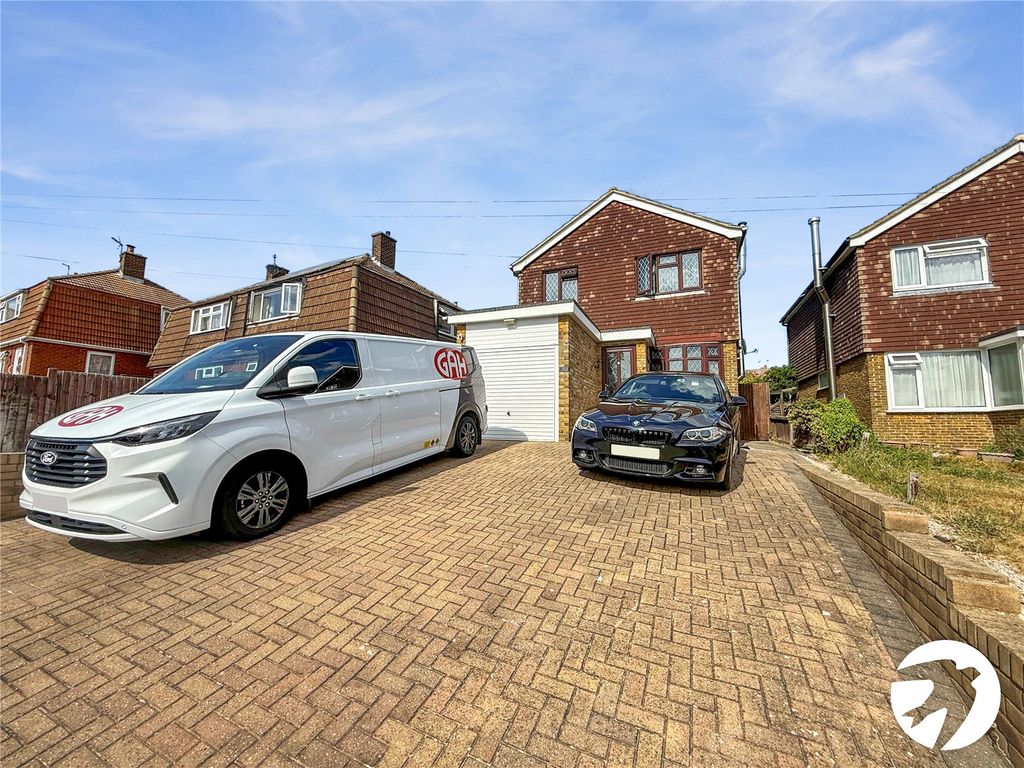 Property photo 1 of 19 Picture No. 16