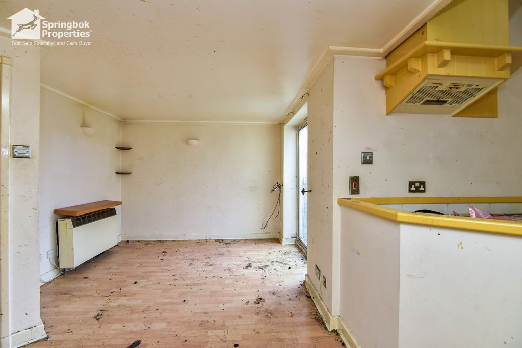 Property photo 3 of 14 Image 2