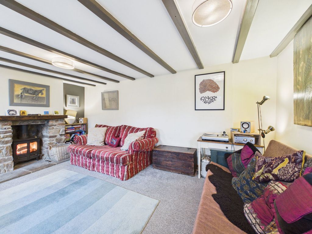 Property photo 3 of 23