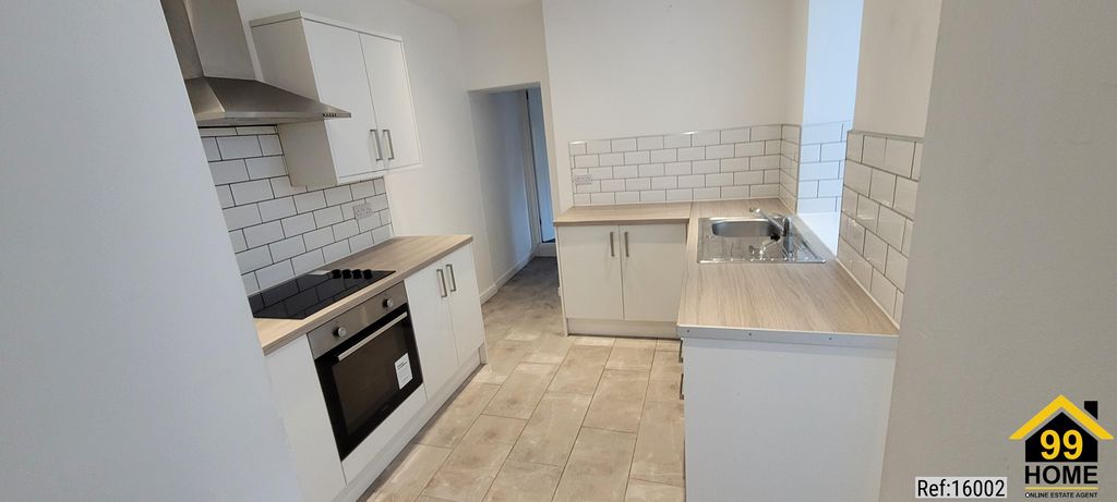 Property photo 1 of 10 Photo 0