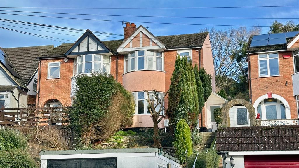 Property photo 1 of 30