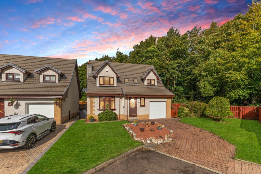 Property photo 1 of 31