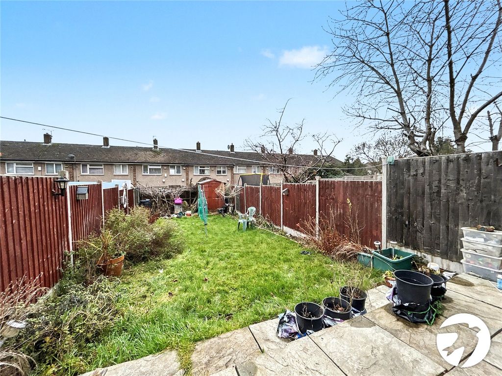 Property photo 3 of 15 Picture No. 16