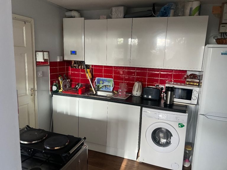 Property photo 3 of 5